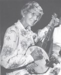 Bluegrass or Clawhammer Banjo - Which One is Easier to Learn?